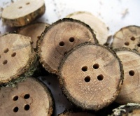 Dřevěné knoflíky - DŘEVOtvoření