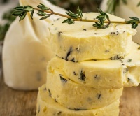 Zimní grilování – Bylinkové máslo