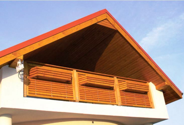 Dřevěný balkon