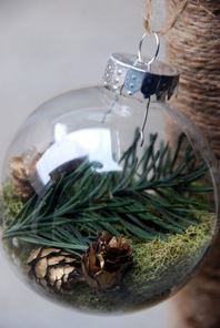vánoční stromeček, skleněná průhledná banka, návod, vánoční dekorace, motouzový stromeček, jak ozdobit vánoce