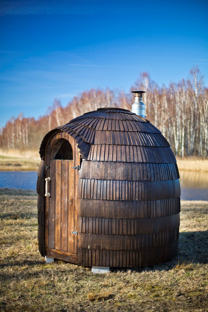 venkovní sauna, finská sauna, saunovací domek, zahradní sauna, iglu sauna, dřevěné iglu, smrkový šindel, saunování