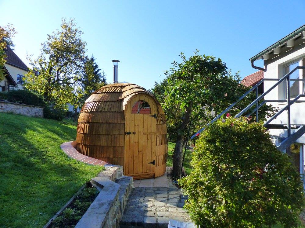 www.iglusauna.cz, venkovní sauna, finská sauna, saunovací domek, zahradní sauna, iglu sauna, dřevěné iglu, smrkový šindel, saunování